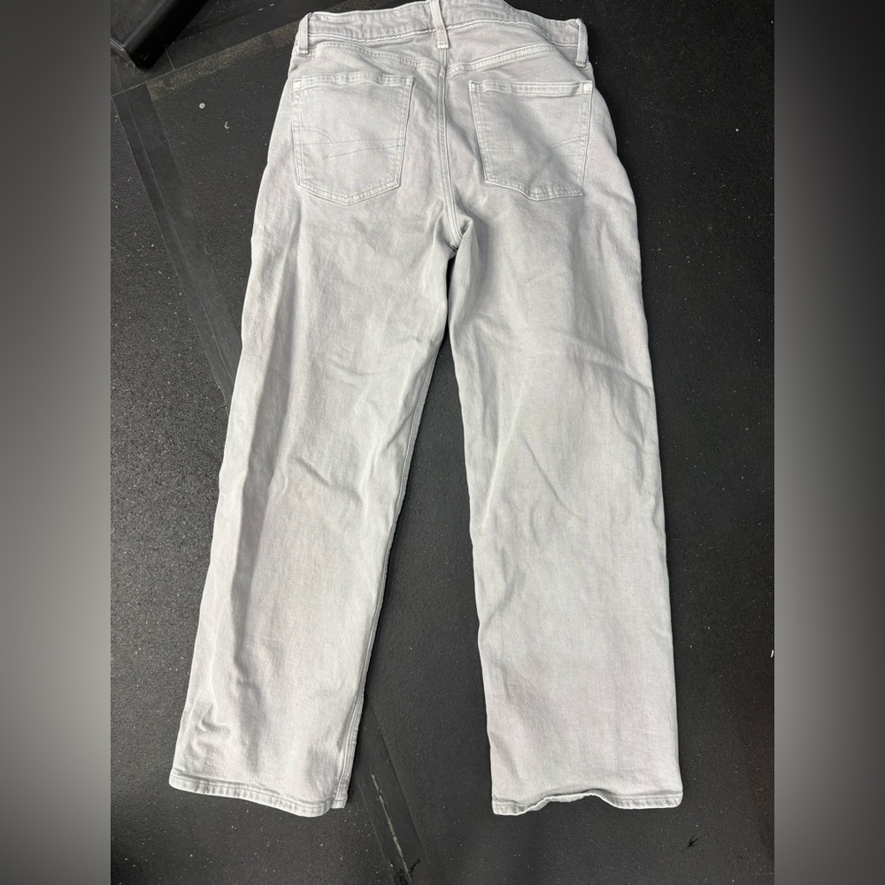 AE high rise straight light grey size 8